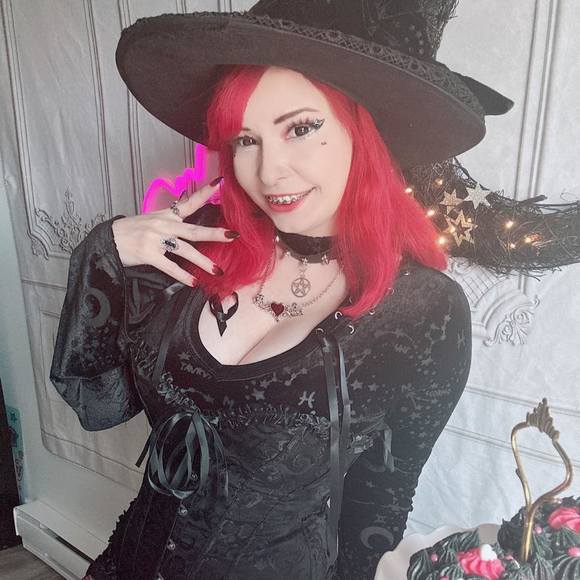 Meet your Posher, Koneko - Picture 1 of 1